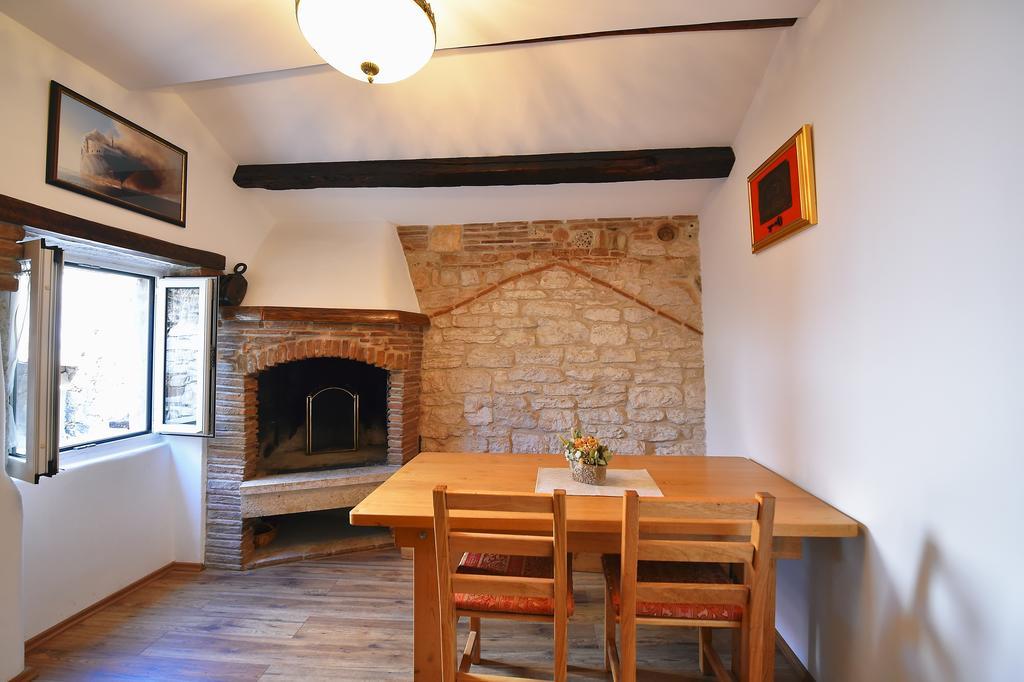 Antique Apartment Arsenale Rovinj Exteriér fotografie